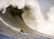 熊猫直播tv-基耶萨一锤定音，威尔士绝境逢生—红龙军团险胜洪都拉斯背后的战术与意志